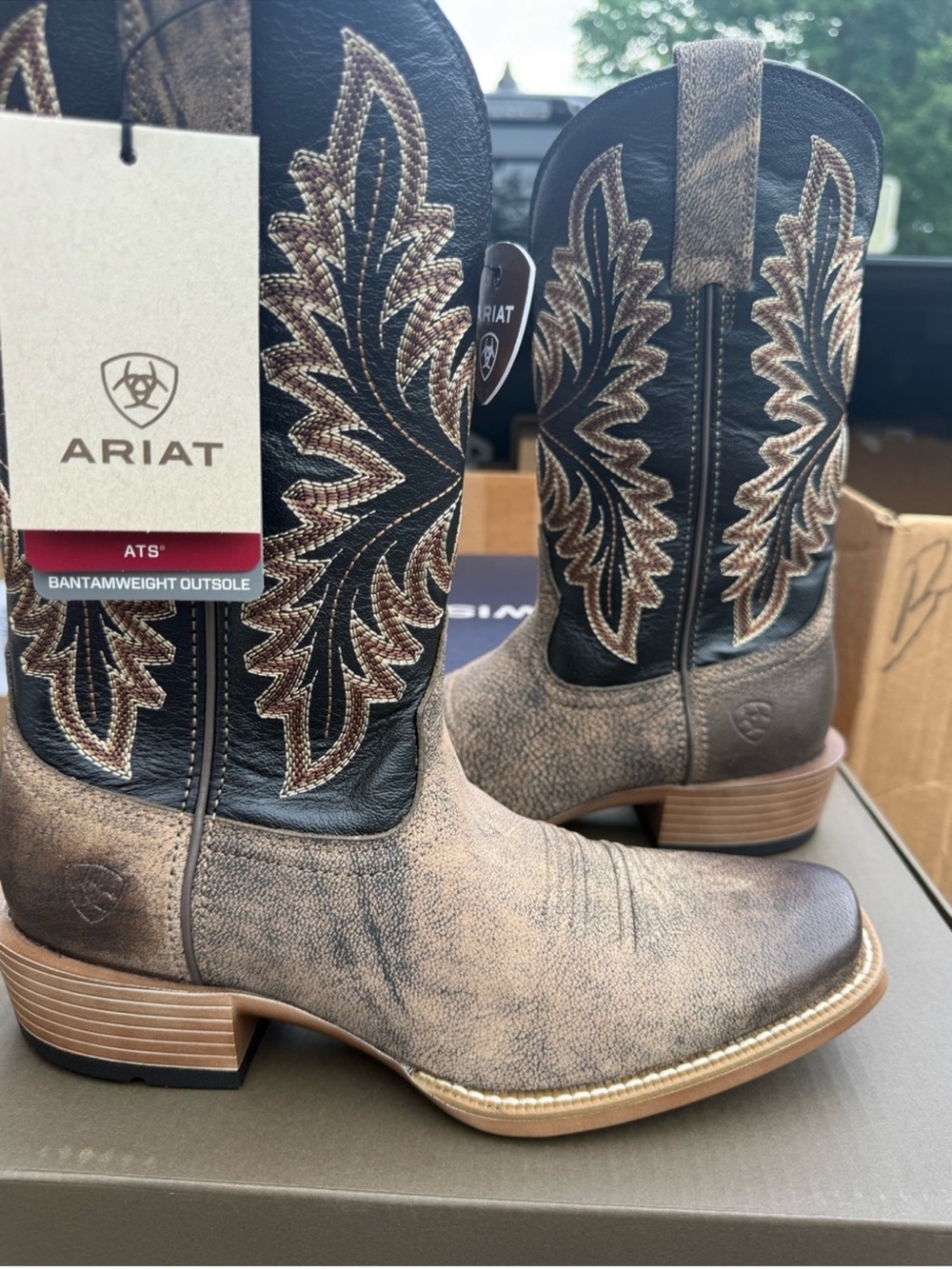 Ariat Men's renegade Wide width